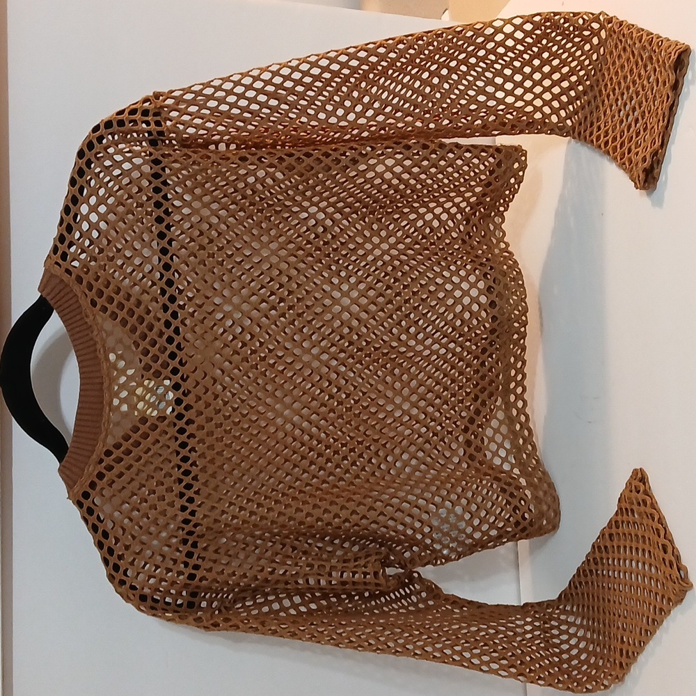 Long sleeve fishnet top